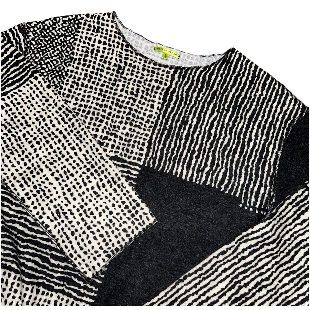 NWT‎ Trisha Tyler Black White Dalmatian Zebra Stripe Long Sleeve Shirt Women's L